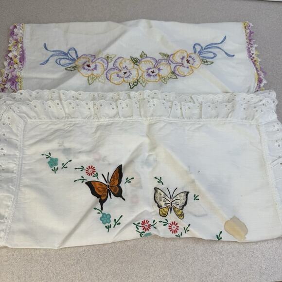 Handmade Other - Vintage Lot of 2 Handpainted Hand Stitched Embrodered Table Runners Scarf